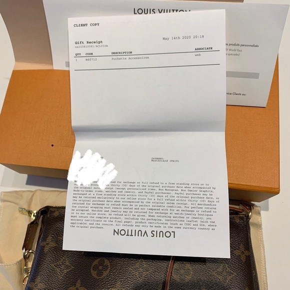 Authentic Louis Vuitton Pochette Accessoires - Picture 8 of 8